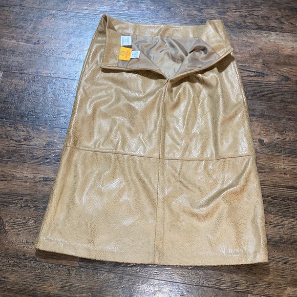 Ruby rd skirt - Picture 9 of 9